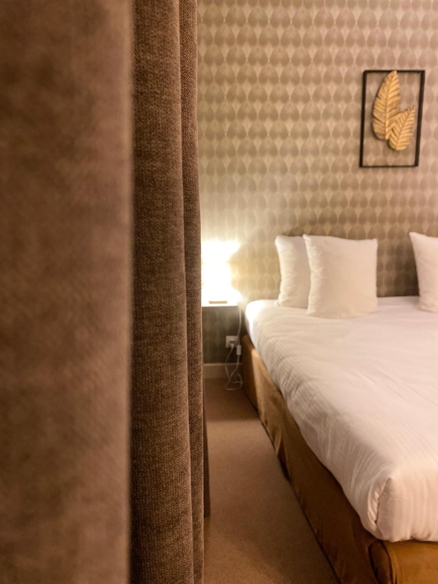 Rochemaure Logis Hotel Medieval, Montelimar Nord מראה חיצוני תמונה